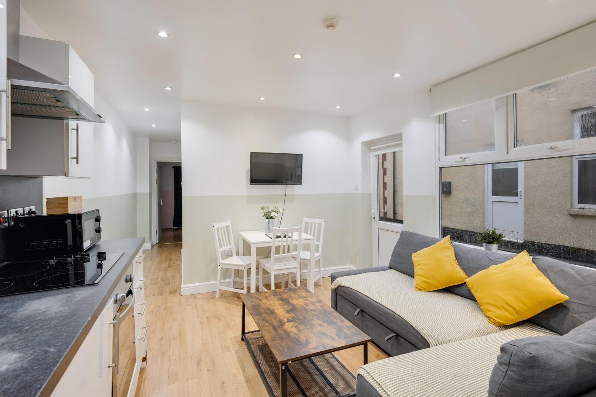 2 Bedroom Apartment For Up To 6 Nr Centre Cardiff Bagian luar foto